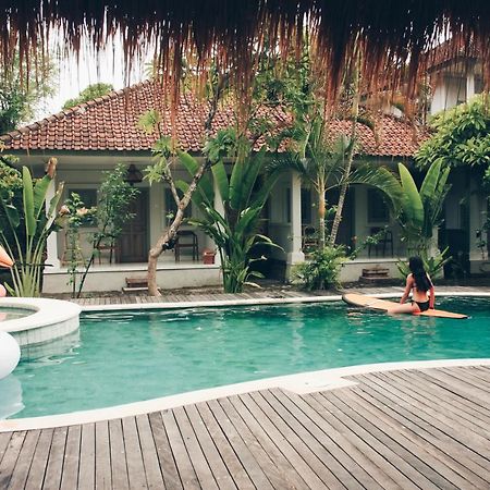 Endless Summer Surf Camp Kuta Kuta  Exterior photo
