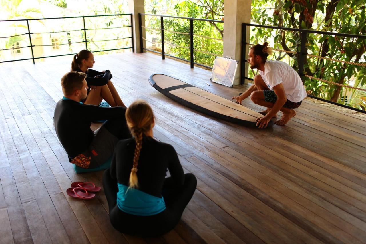 Endless Summer Surf Camp Kuta Kuta  Exterior photo