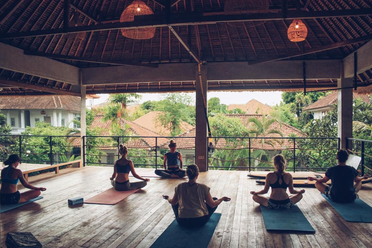 Endless Summer Surf Camp Kuta Kuta  Exterior photo